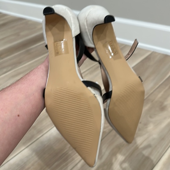 New Women’s Izabella Rue Brand Size 11 Short Ankle Buckle Heels Black Tan NWOT - Picture 6 of 7